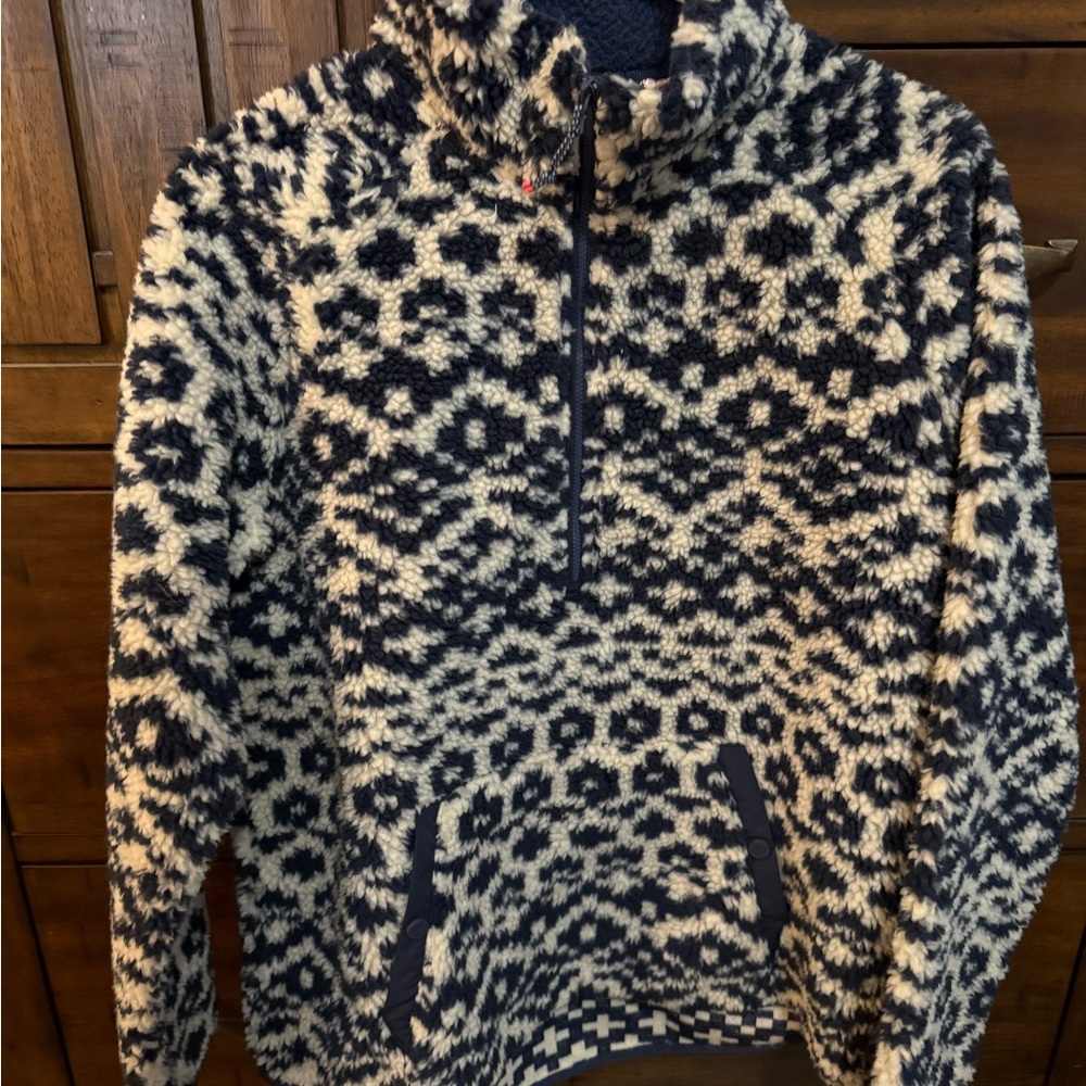 Vineyard Vines Black and Cream Zip Up Sweater